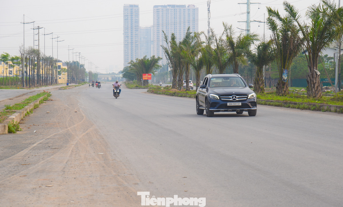 Đây là trục đô thị cấp đặc biệt, kết nối các huyện ngoại thành phía tây Thủ đô Hà Nội như: Phúc Thọ, Đan Phượng, Hà Đông, Thanh Trì với 6 làn xe cơ giới, 2 làn hỗn hợp.