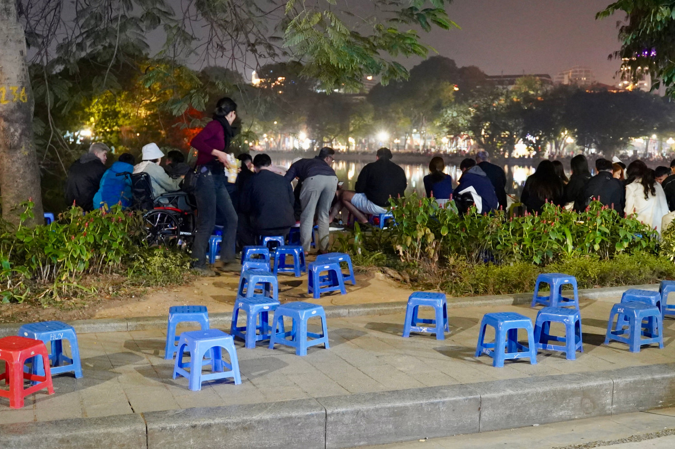 Pháo hoa rực sáng đón năm mới Ất Tỵ an lành, thịnh vượng ảnh 120 Pháo hoa rực sáng đón năm mới Ất Tỵ an lành, thịnh vượng ảnh 120