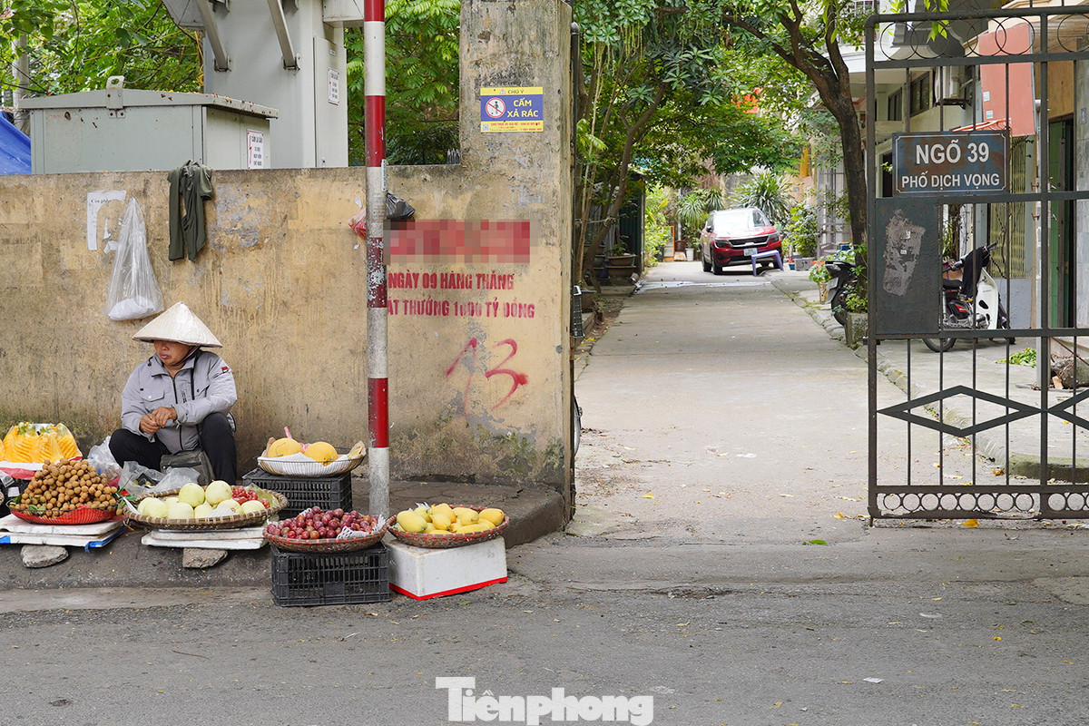 Quảng cáo cờ bạc, tệ nạn ngày trước Ngõ 39 phố Dịch Vọng (quận Cầu Giấy).