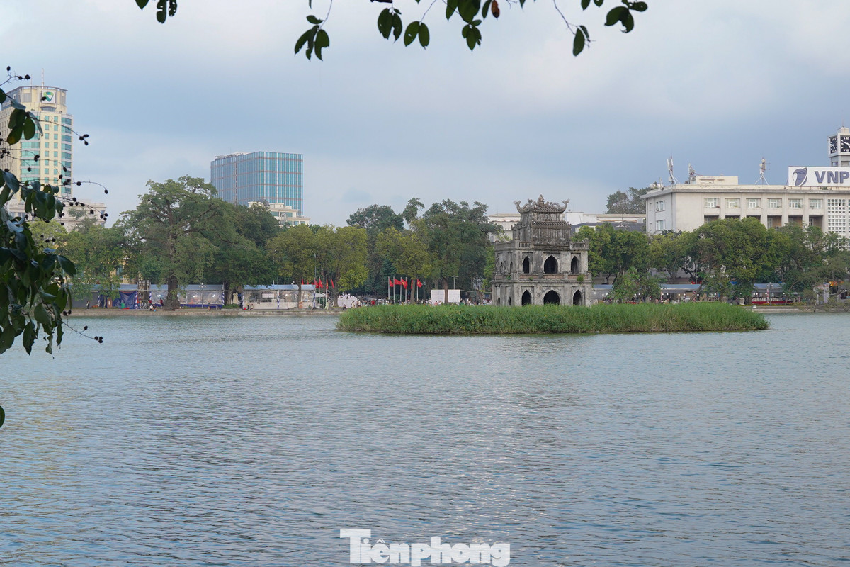 Thời tiết Hà Nội cuối tháng 9 trong lành và mát mẻ, mang đầy màu sắc và phong cách riêng. Đây là thời điểm lý tưởng để các bạn trẻ, gia đình triển khai những kế hoạch vui chơi khám phá thú vị khắp Thủ đô.