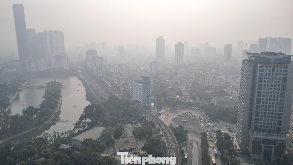 Theo Trung tâm dự báo khí tượng Thủy văn Quốc gia, ngày 10/1 tại Hà Nội, chỉ số UV ở mức 8 - mức gây hại đối với sức khoẻ.