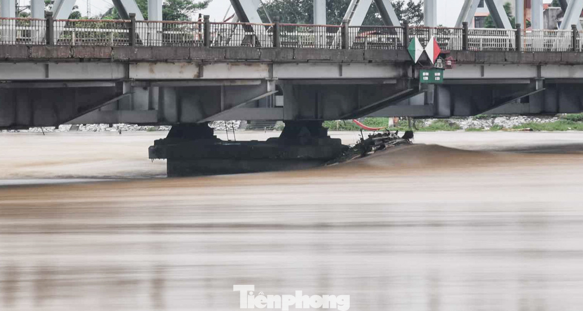 Chiều 11/9, mực nước trên sông Đuống tại Thượng Cát là 10,56m (dưới mức Báo động 3 là 0,44m).