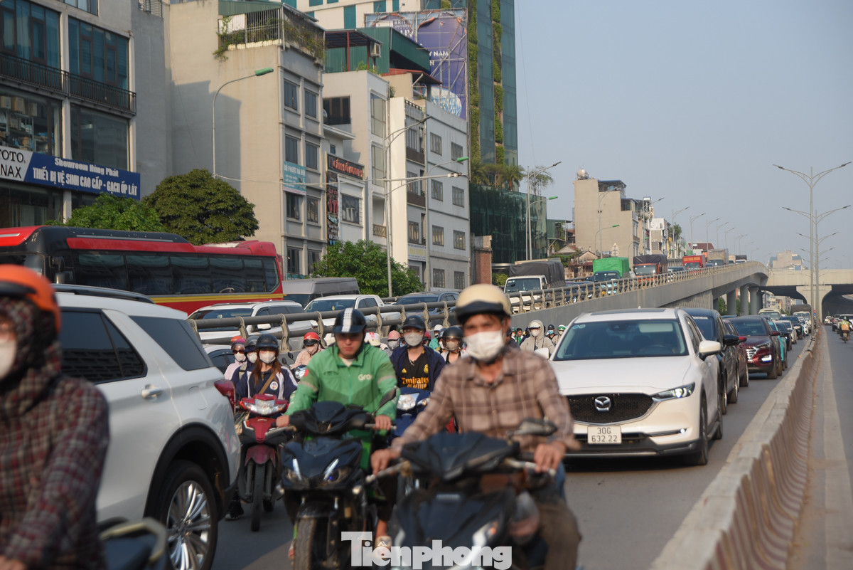 Người dân về quê bằng xe máy chủ yếu là ở các tỉnh gần Hà Nội.