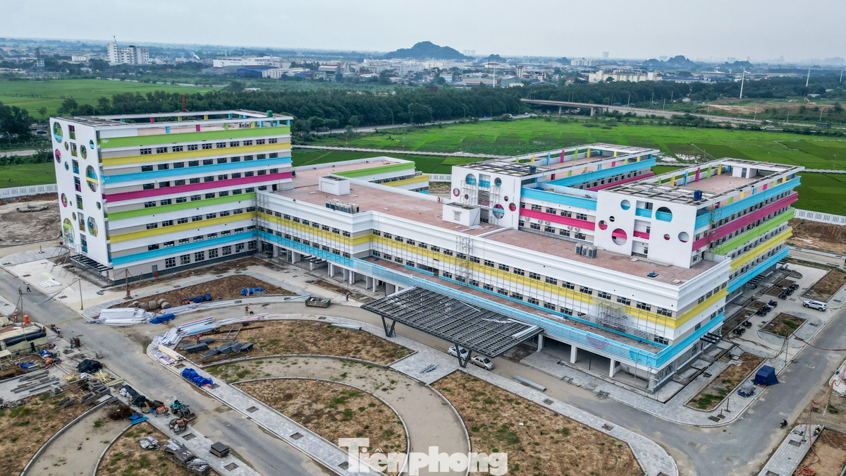 Dự án Bệnh viện Nhi Trung ương cơ sở 2 đến nay đã thành hình và cơ bản thi công xong phần thô, bước vào giai đoạn hoàn thiện với mục tiêu đưa dự án đi vào hoạt động vào năm 2024.