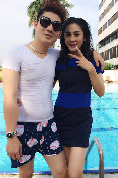 Cô được người yêu đi cùng để chăm sóc