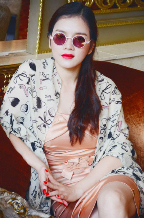 Những chiếc kính trở thành biểu tượng mọi thời đại ảnh 2