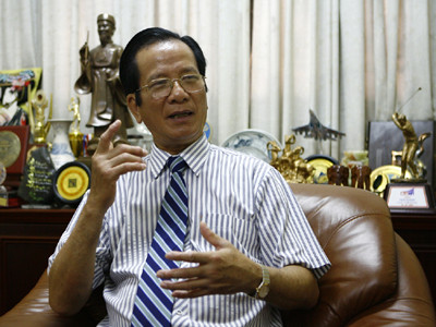 Bộ trưởng Võ Hồng Phúc