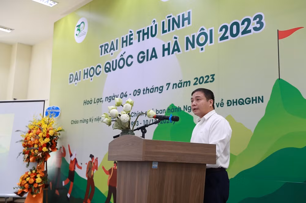 PGS.TS Đào Thanh Trường phát biểu khai mạc Trại hè PGS.TS Đào Thanh Trường phát biểu khai mạc Trại hè