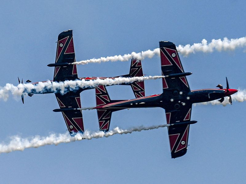 Sáu máy bay Pilatus PC-21 của đội nhào lộn trên không đến từ Không quân Hoàng gia Australia.