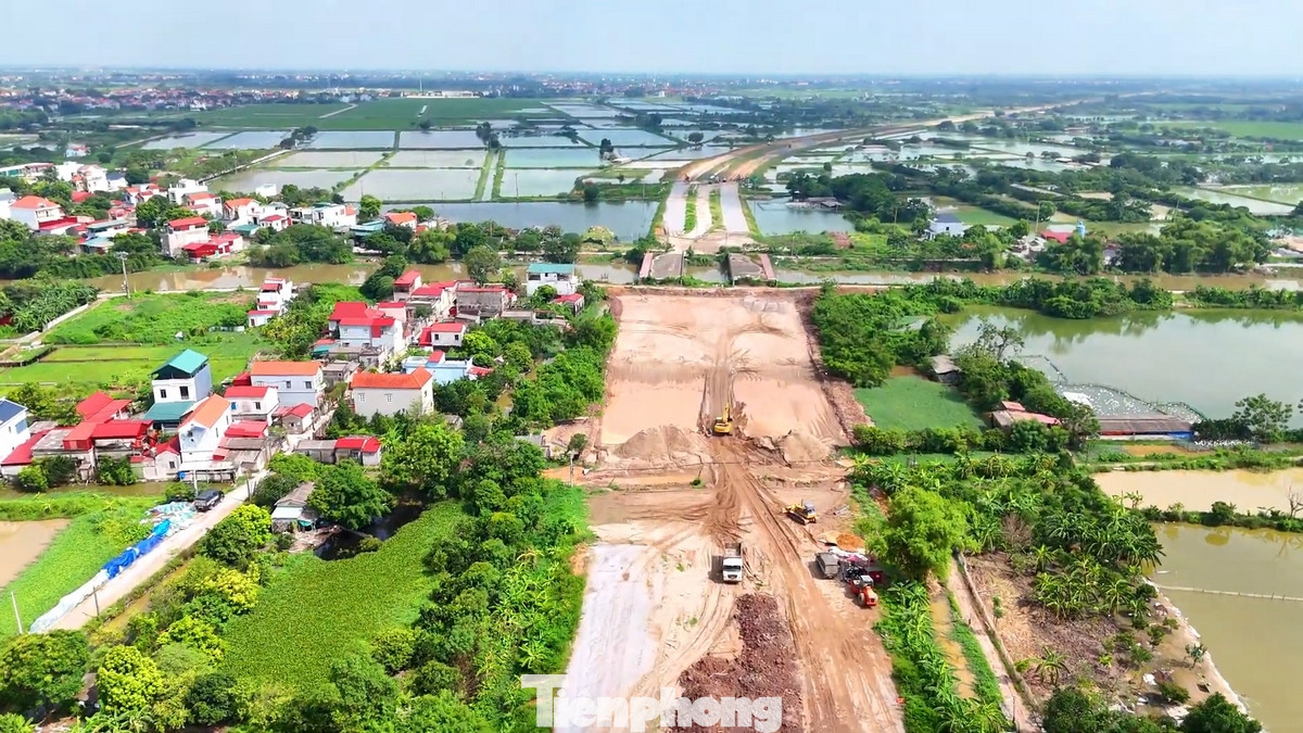 Thực hiện dự án có 2 đơn vị tham gia, gồm: Nhà đầu tư là Tổng Công ty Xây dựng công trình giao thông 5 và doanh nghiệp dự án là Công ty CP Phát triển địa ốc Cienco 5.