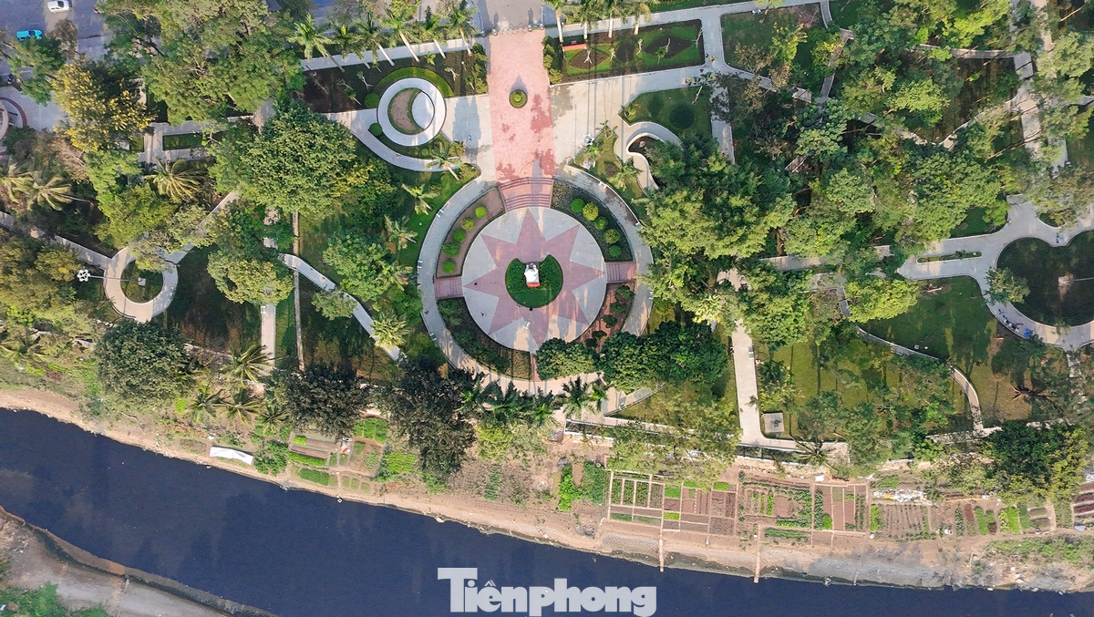 Công viên Nguyễn Trãi được duy tu, nâng cấp có diện tích khoảng 3,5ha, gồm cải tạo các vị trí lối vào cổng chính, biển công viên, lối ra vào, bó vỉa bồn...