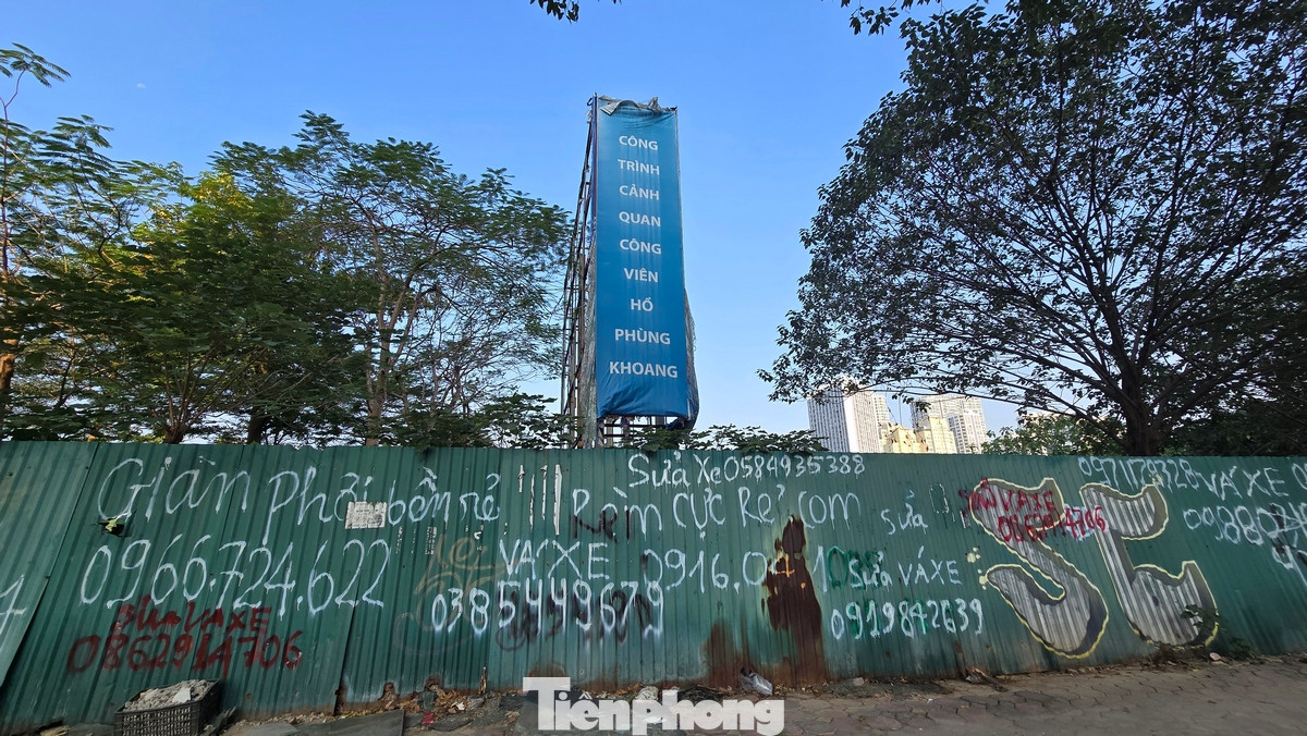 Tại buổi làm việc, Chủ tịch UBND thành phố Hà Nội Trần Sỹ Thanh, các Phó Chủ tịch UBND thành phố Dương Đức Tuấn, Nguyễn Trọng Đông cùng đại diện các sở ngành liên quan đã lắng nghe những kiến nghị của chủ đầu tư để tháo gỡ những vướng mắc về mặt thủ tục, đẩy nhanh tiến độ hoàn thành dự án.