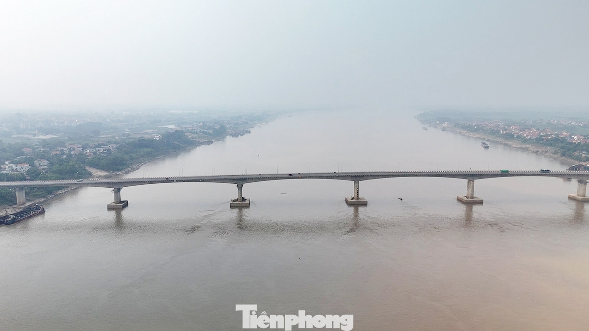 Cầu Vĩnh Thịnh là cầu bê tông cốt thép dự ứng lực vĩnh cửu, đây là cầu vượt sông có chiều dài lớn nhất Việt Nam từ trước đến nay. Cầu được thiết kế xây dựng đảm bảo chịu đựng được động đất cấp 8. Cầu Vĩnh Thịnh là cầu bê tông cốt thép dự ứng lực vĩnh cửu, đây là cầu vượt sông có chiều dài lớn nhất Việt Nam từ trước đến nay. Cầu được thiết kế xây dựng đảm bảo chịu đựng được động đất cấp 8.