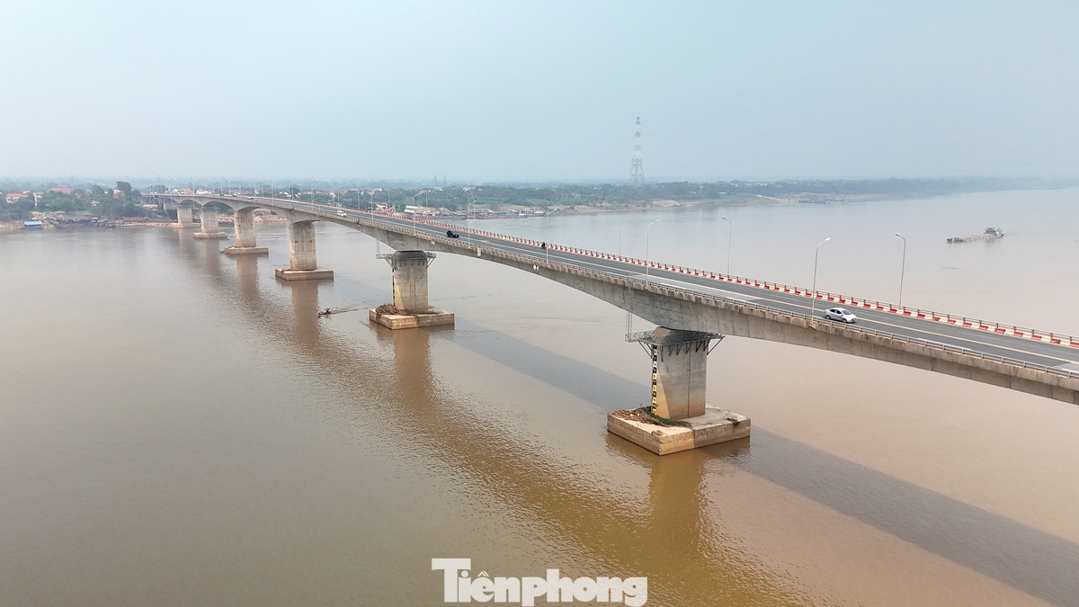 Cầu Vĩnh Thịnh khởi công từ cuối tháng 11/2011 và tới tháng 6/2014 dự án được chính thức khánh thành đưa vào hoạt động cho đến nay đã tròn 10 năm. Cầu Vĩnh Thịnh khởi công từ cuối tháng 11/2011 và tới tháng 6/2014 dự án được chính thức khánh thành đưa vào hoạt động cho đến nay đã tròn 10 năm.