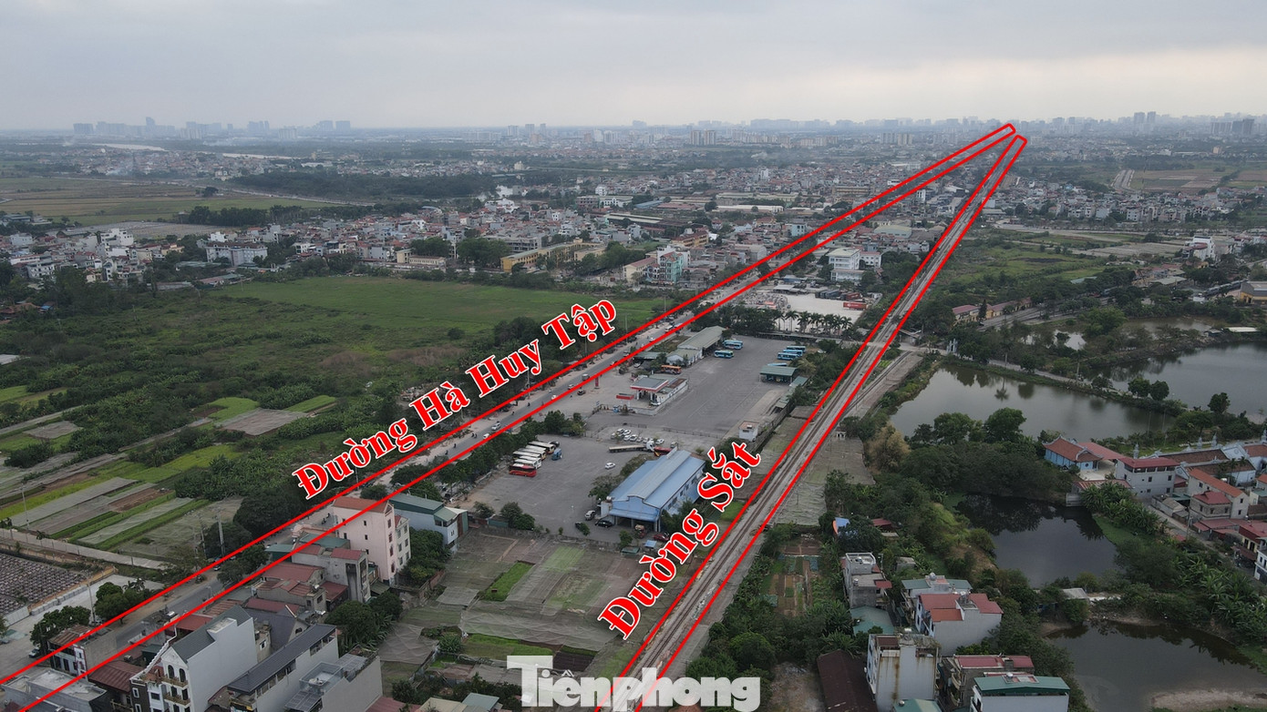 Tuyến đường Quốc lộ 1A, đoạn từ cầu Đuống mới đến hết địa phận huyện Gia Lâm (hiện trạng là tuyến đường Hà Huy Tập, Đặng Phúc Thông) là đoạn tuyến kết nối Hà Nội với tỉnh Bắc Ninh.