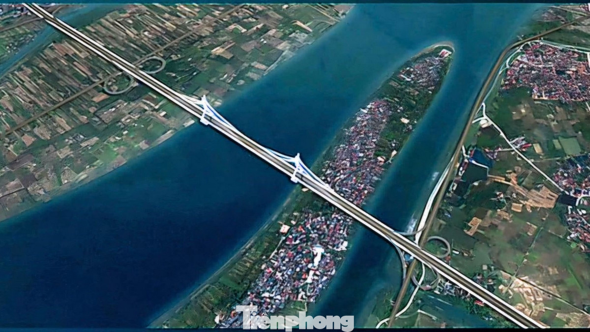 Cầu Tứ Liên bắc qua 2 con sông tại địa phận Hà Nội.