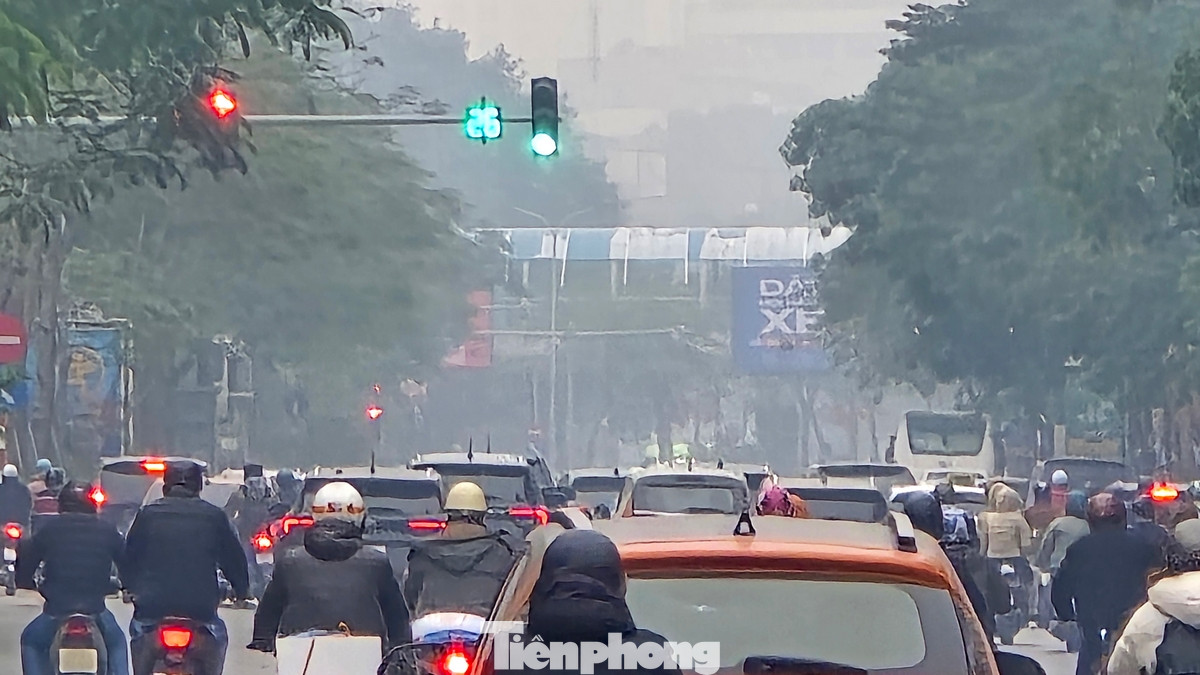 Sương mù sẽ tiếp tục trong vài ngày tới, nhiệt độ thấp nhất khoảng 15 độ, độ ẩm cao trên 80%.