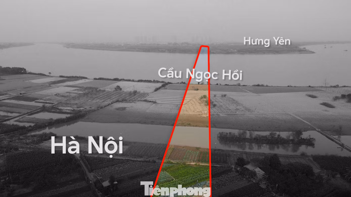 Cầu Ngọc Hồi có quy mô 6 làn xe cơ giới, 2 làn hỗn hợp. Vị trí 2 đầu nằm trên địa bàn huyện Thanh Trì (Hà Nội) và xã Văn Đức, huyện Gia Lâm (Hà Nội). Liền kề với xã Văn Đức là thị trấn Văn Giang, huyện Văn Giang (tỉnh Hưng Yên).
