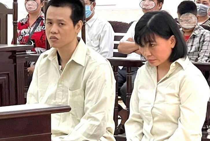 Hai bị cáo tại phiên tòa sơ thẩm Hai bị cáo tại phiên tòa sơ thẩm