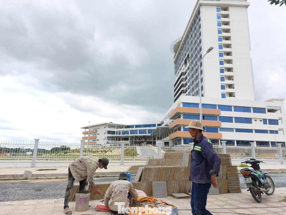 Dự án Bệnh viện Đa khoa 1.500 giường chậm tiến độ Dự án Bệnh viện Đa khoa 1.500 giường chậm tiến độ