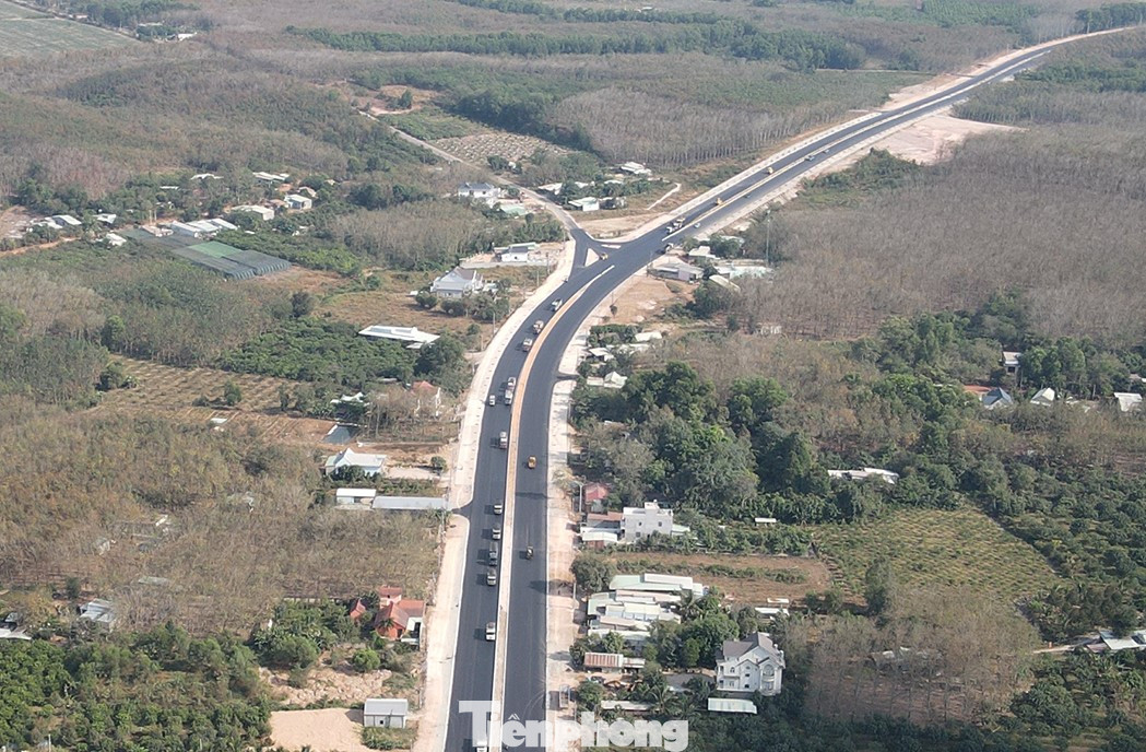 Tuyến đường tạo lực Bắc Tân Uyên – Phú Giáo – Bàu Bàng sắp đưa vào sử dụng Tuyến đường tạo lực Bắc Tân Uyên – Phú Giáo – Bàu Bàng sắp đưa vào sử dụng