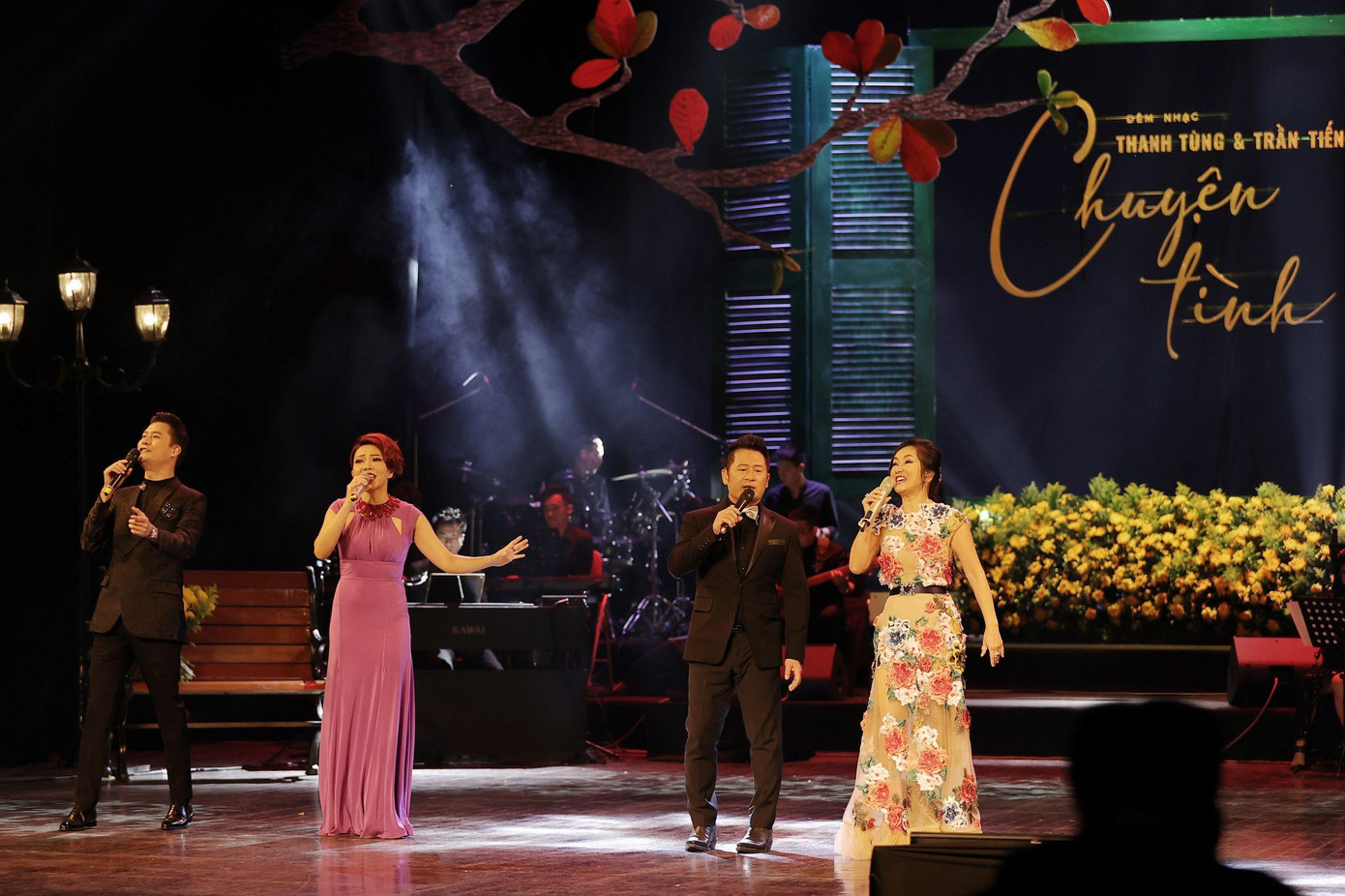 Hai đêm nhạc nay dồn thành đêm duy nhất tại Nhà hát Lớn. Ảnh: Hòa Nguyễn Hai đêm nhạc nay dồn thành đêm duy nhất tại Nhà hát Lớn. Ảnh: Hòa Nguyễn