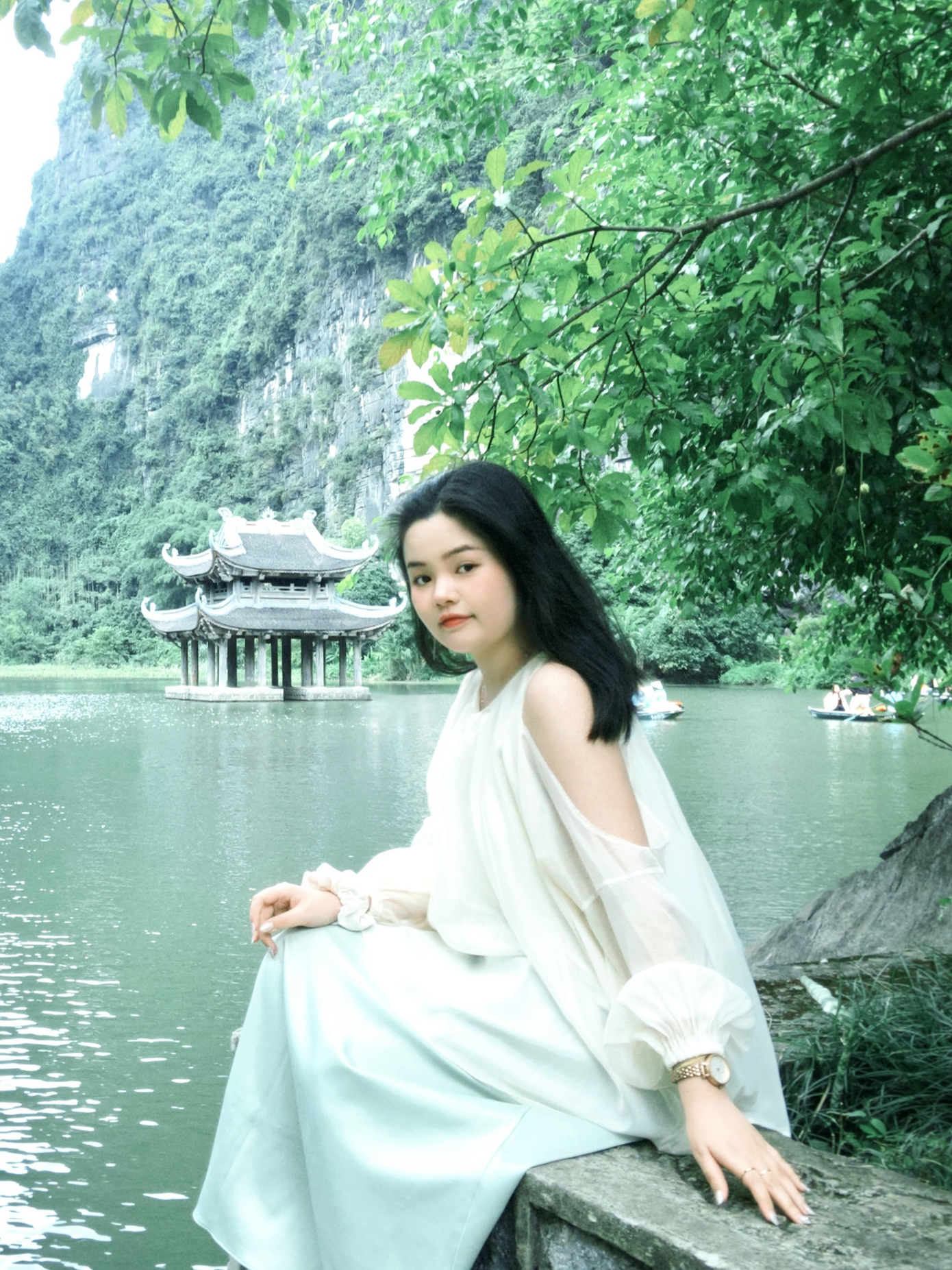 Nguyễn Bảo Long Nhi. Nguyễn Bảo Long Nhi.