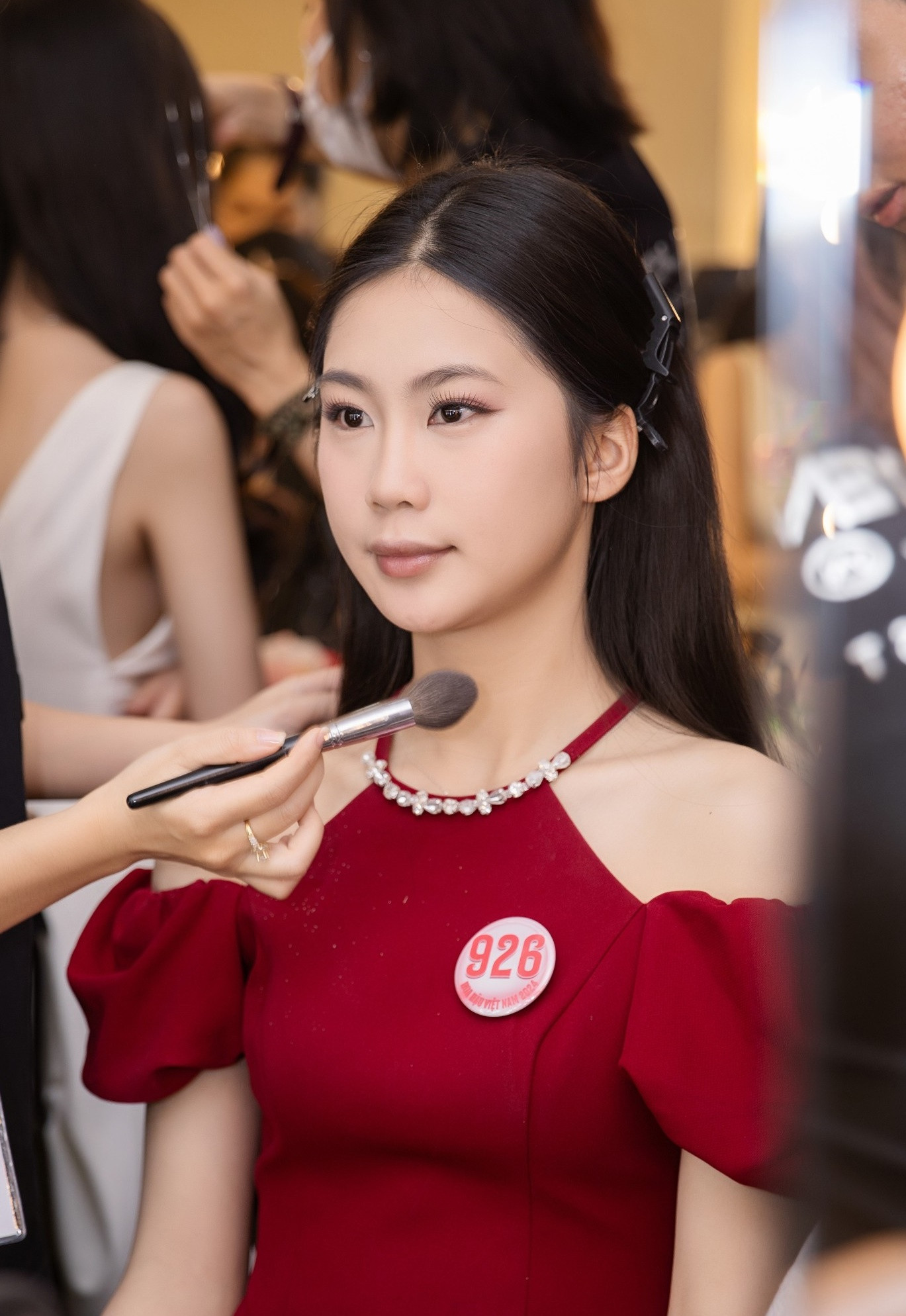 Thu Hằng trong hậu trường chương trình truyền hình thực tế Hoa hậu Việt Nam 2024. Thu Hằng trong hậu trường chương trình truyền hình thực tế Hoa hậu Việt Nam 2024.