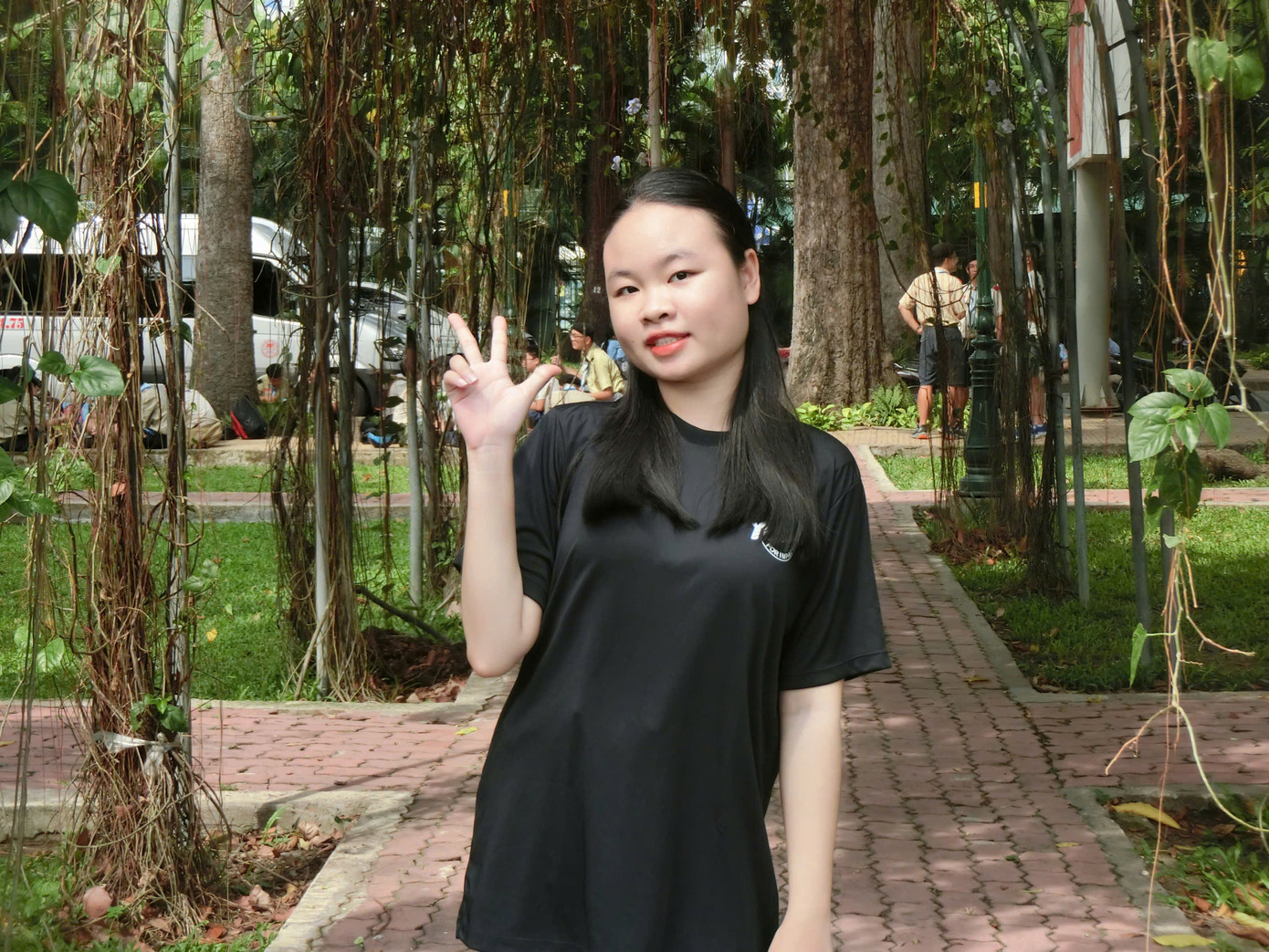 Cẩm Tú xuất sắc giành học bổng du học Mỹ.