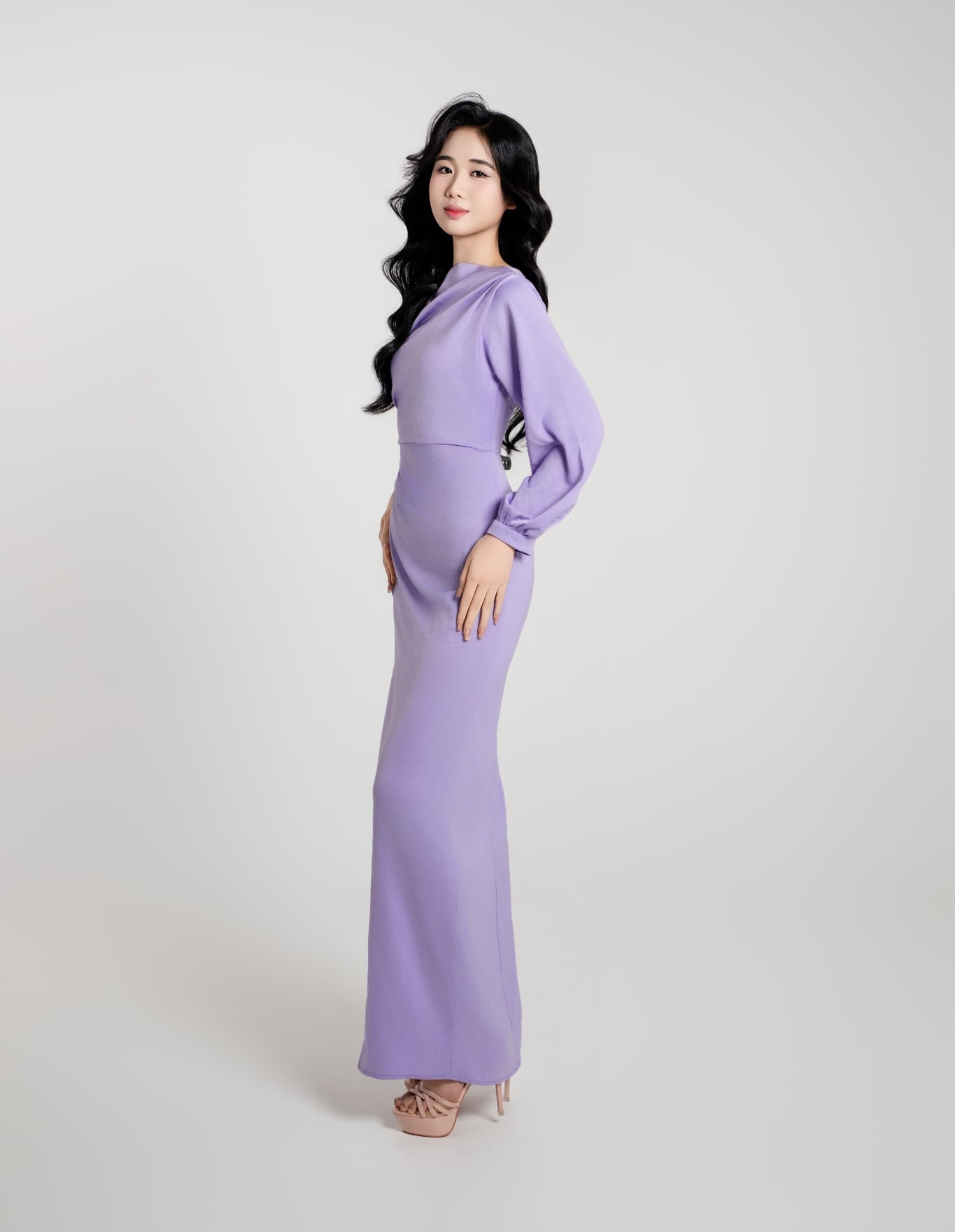 Trương Tâm Như có nhan sắc xinh xắn và chiều cao ấn tượng 1m75. Trương Tâm Như có nhan sắc xinh xắn và chiều cao ấn tượng 1m75.