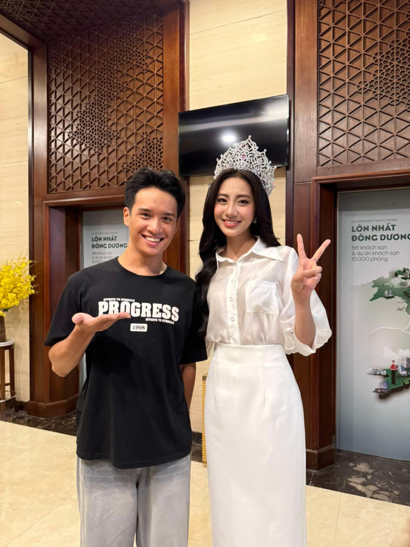 Nguyễn Đặng Lê Hoàng đồng hành cùng Hà Trúc Linh tại chung khảo toàn quốc Hoa hậu Việt Nam 2024. Nguyễn Đặng Lê Hoàng đồng hành cùng Hà Trúc Linh tại chung khảo toàn quốc Hoa hậu Việt Nam 2024.