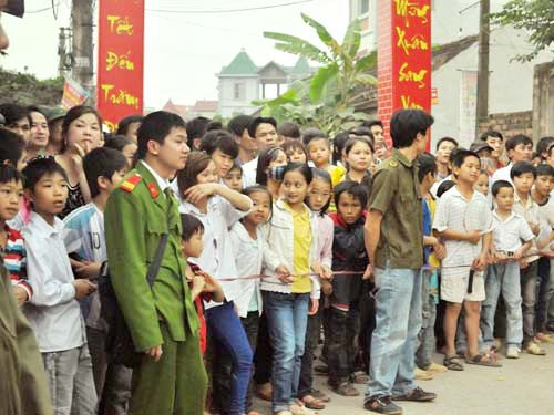 Người dân hoang mang trước vụ giết người man rợn và manh động