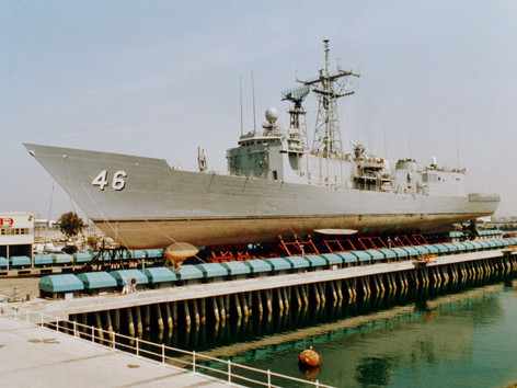 Tàu hộ vệ lớp Oliver Hazard Perry USS Rentz (FFG 46). Tàu hộ vệ lớp Oliver Hazard Perry USS Rentz (FFG 46)