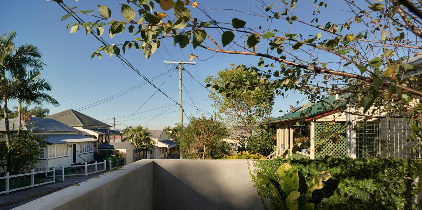 Mặc dù xây dựng đơn giản, chi phí tiết kiệm nhưng ngôi nhà cấp 4 này vẫn khiến nhiều người trầm trồ vì sự tinh tế và đa năng. Mặc dù xây dựng đơn giản, chi phí tiết kiệm nhưng ngôi nhà cấp 4 này vẫn khiến nhiều người trầm trồ vì sự tinh tế và đa năng.