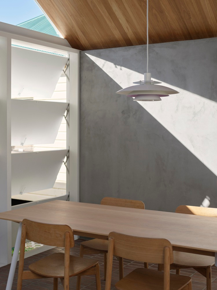 Năm khu vườn giúp cho mọi không gian trong nhà đều có thể đón nắng, gió và ánh sáng. Năm khu vườn giúp cho mọi không gian trong nhà đều có thể đón nắng, gió và ánh sáng.