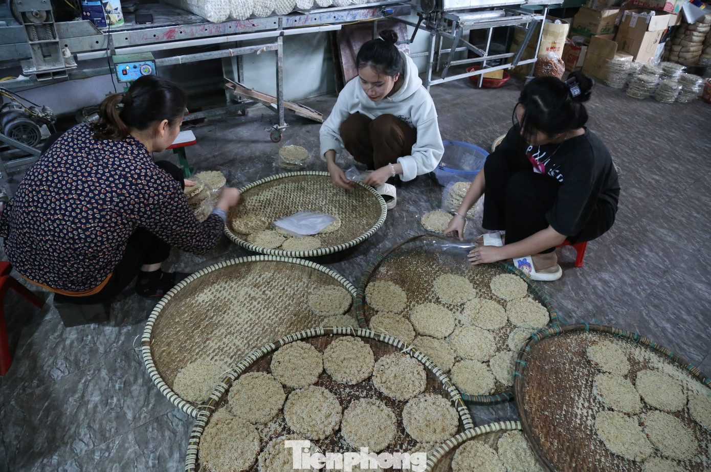 Làng nghề phát triển đã tạo việc làm cho hàng trăm lao động tại địa phương.