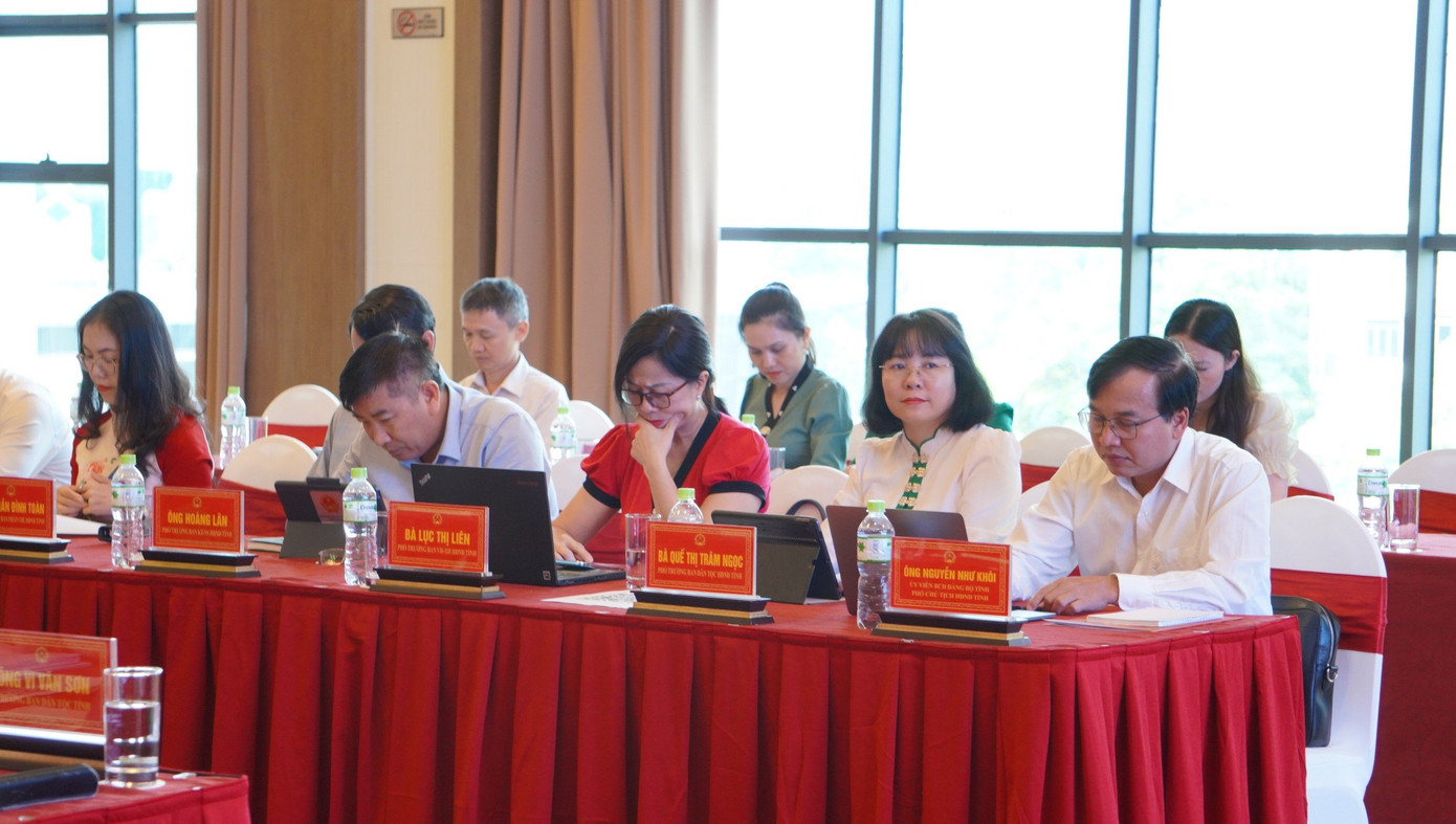 Các đại biểu tham dự Hội nghị Các đại biểu tham dự Hội nghị