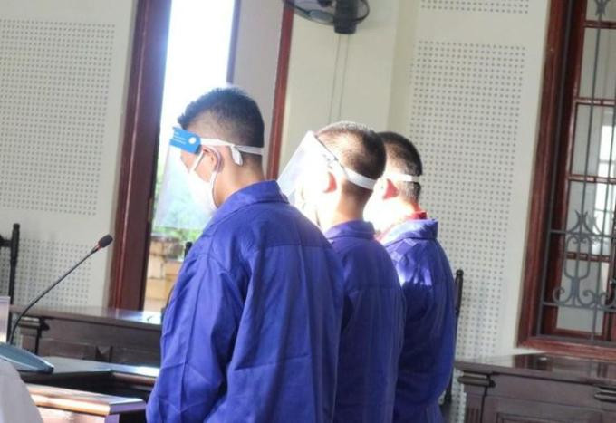 Các bị cáo tại tòa