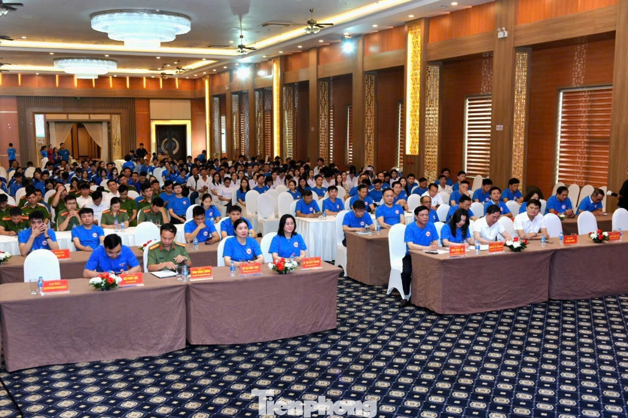 Toàn cảnh lễ mít tinh hưởng ứng “Ngày thế giới không thuốc lá 31/5 và Tuần lễ Quốc gia không thuốc lá 25-31/5/2025”. Toàn cảnh lễ mít tinh hưởng ứng “Ngày thế giới không thuốc lá 31/5 và Tuần lễ Quốc gia không thuốc lá 25-31/5/2025”.