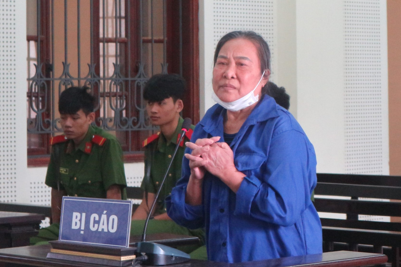 Nguyễn Thị Phương tại tòa Nguyễn Thị Phương tại tòa