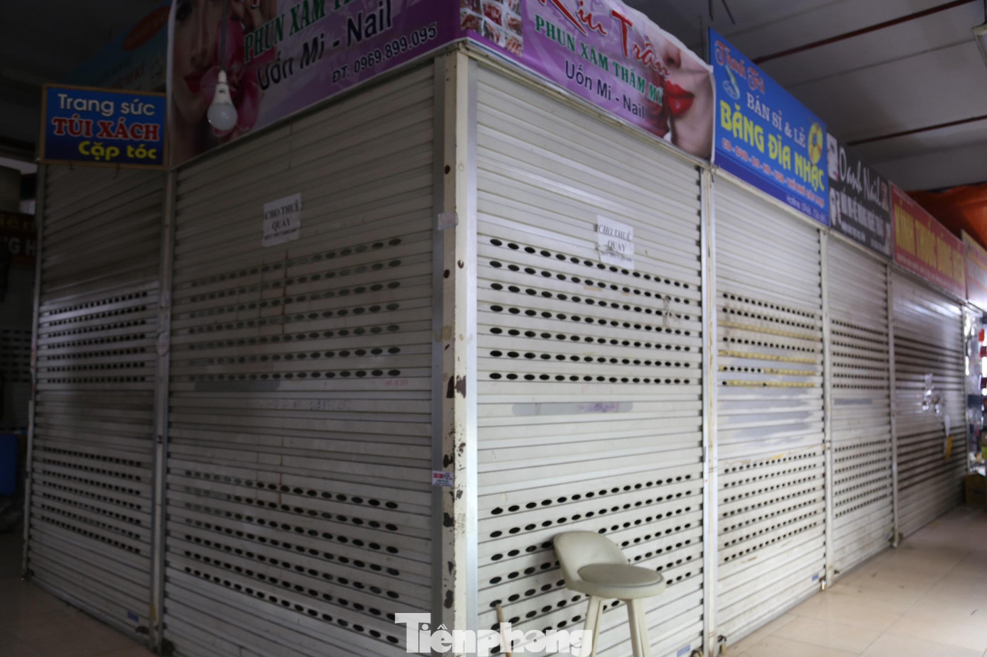 Sau Tết, nhu cầu mua sắm của người dân chưa cao, chợ vắng khách, cộng thêm dịch bệnh nên lượng tiểu thương đang nghỉ khá nhiều.