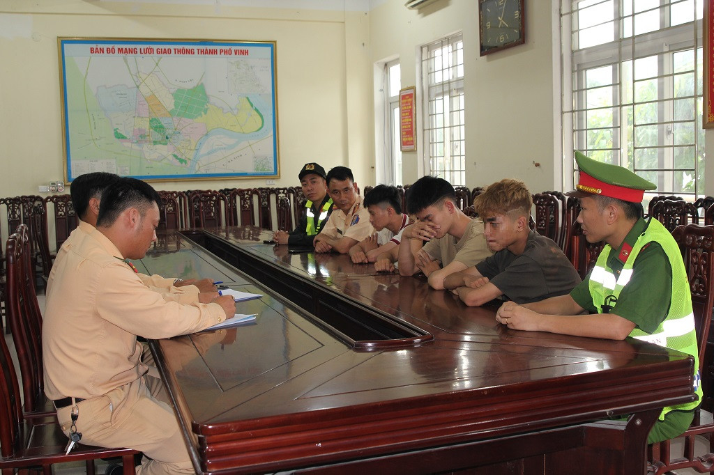 Các đối tượng tại cơ quan Công an