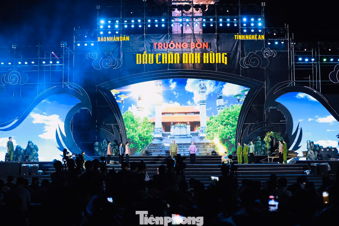 Chương trình nghệ thuật "Truông Bồn: Dấu chân anh hùng" Chương trình nghệ thuật "Truông Bồn: Dấu chân anh hùng"