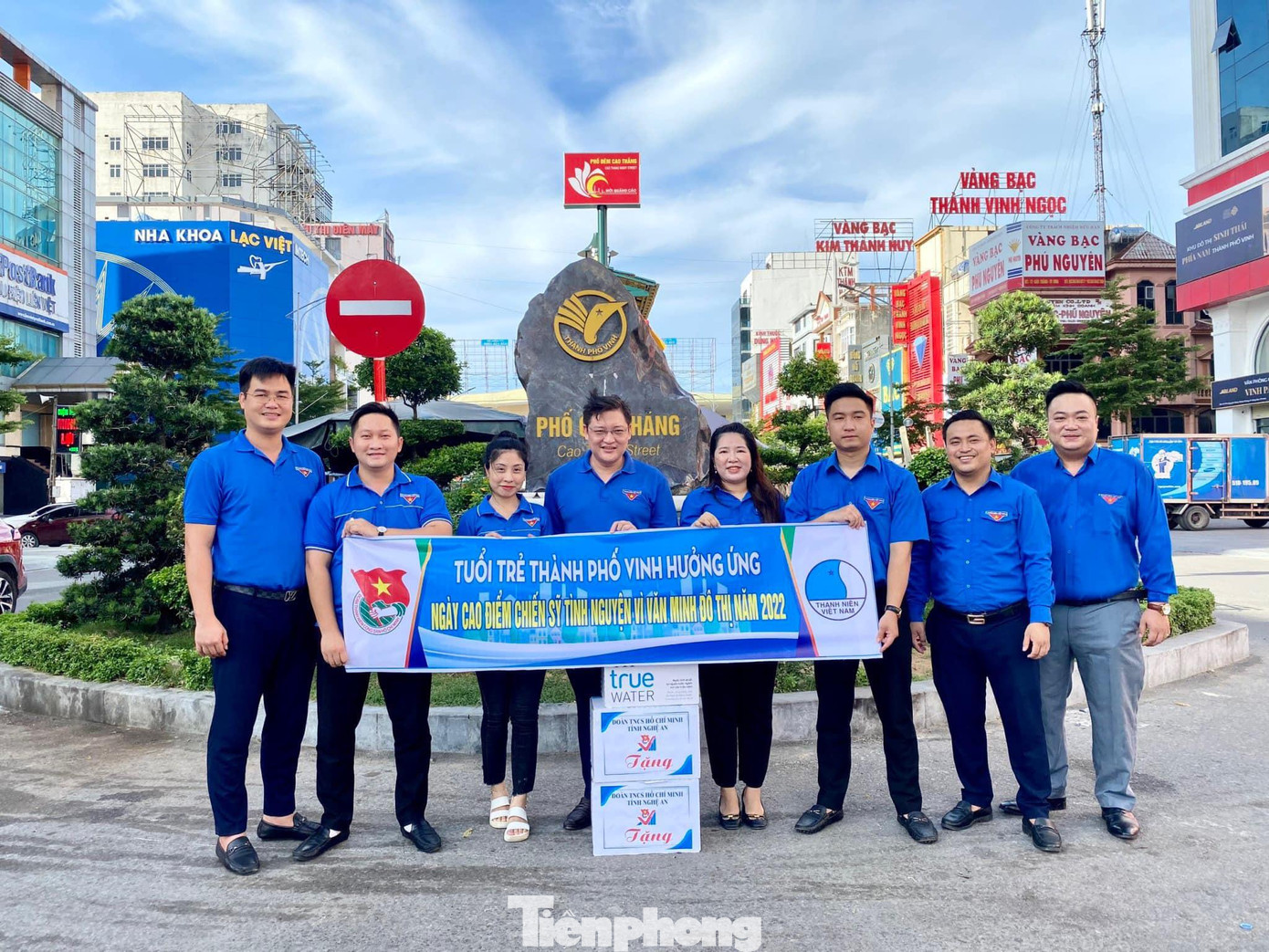 Tuổi trẻ TP Vinh hưởng ứng ngày cao điểm chiến sỹ tình nguyện vì văn minh đô thị năm 2022
