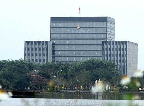 Trung tâm Chỉ huy phòng, chống dịch COVID-19 tỉnh Nghệ An đặt tại Văn phòng UBND tỉnh. Trung tâm Chỉ huy phòng, chống dịch COVID-19 tỉnh Nghệ An đặt tại Văn phòng UBND tỉnh.