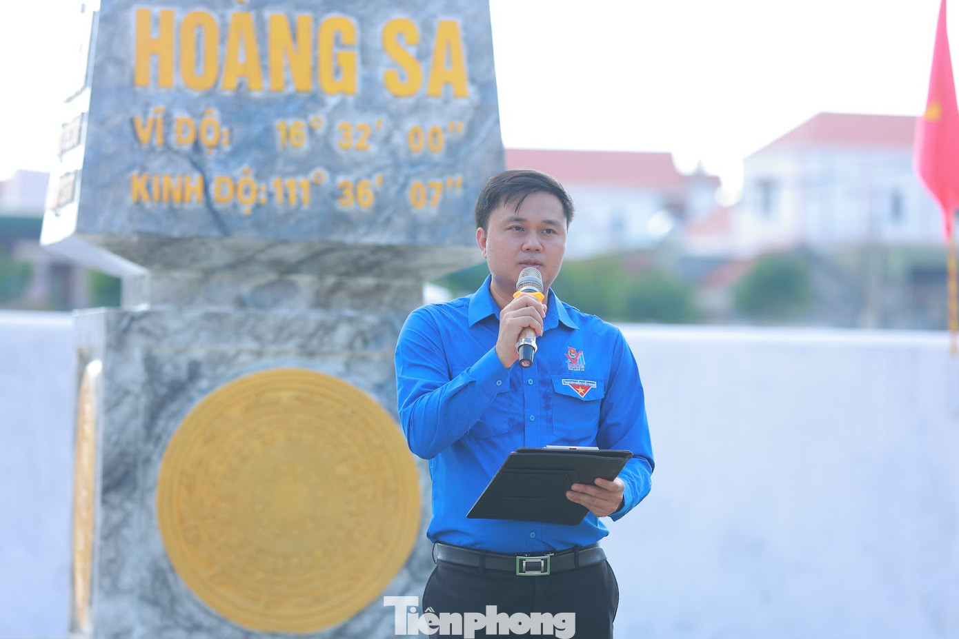 Anh Đặng Ngọc Minh, Bí thư Huyện đoàn Quỳnh Lưu chia sẻ: “Việc hoàn thành công trình cột mốc Hoàng Sa và đưa vào sử dụng, sẽ có ý nghĩa rất quan trọng, trong việc tuyên truyền, giáo dục cho cán bộ, đoàn viên thanh niên nhất là các em học sinh về lịch sử, truyền thống anh hùng dân tộc. Từ đó, khơi dậy lòng tự hào, nâng cao ý thức trách nhiệm, vai trò của tuổi trẻ, phát huy truyền thống cách mạng, lòng yêu nước, tự hào dân tộc về chủ quyền biên giới, biển đảo của Tổ quốc”.