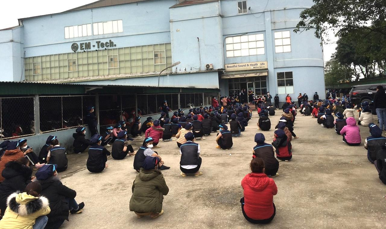 Công nhân kiến nghị tăng lương, phụ cấp Công nhân kiến nghị tăng lương, phụ cấp