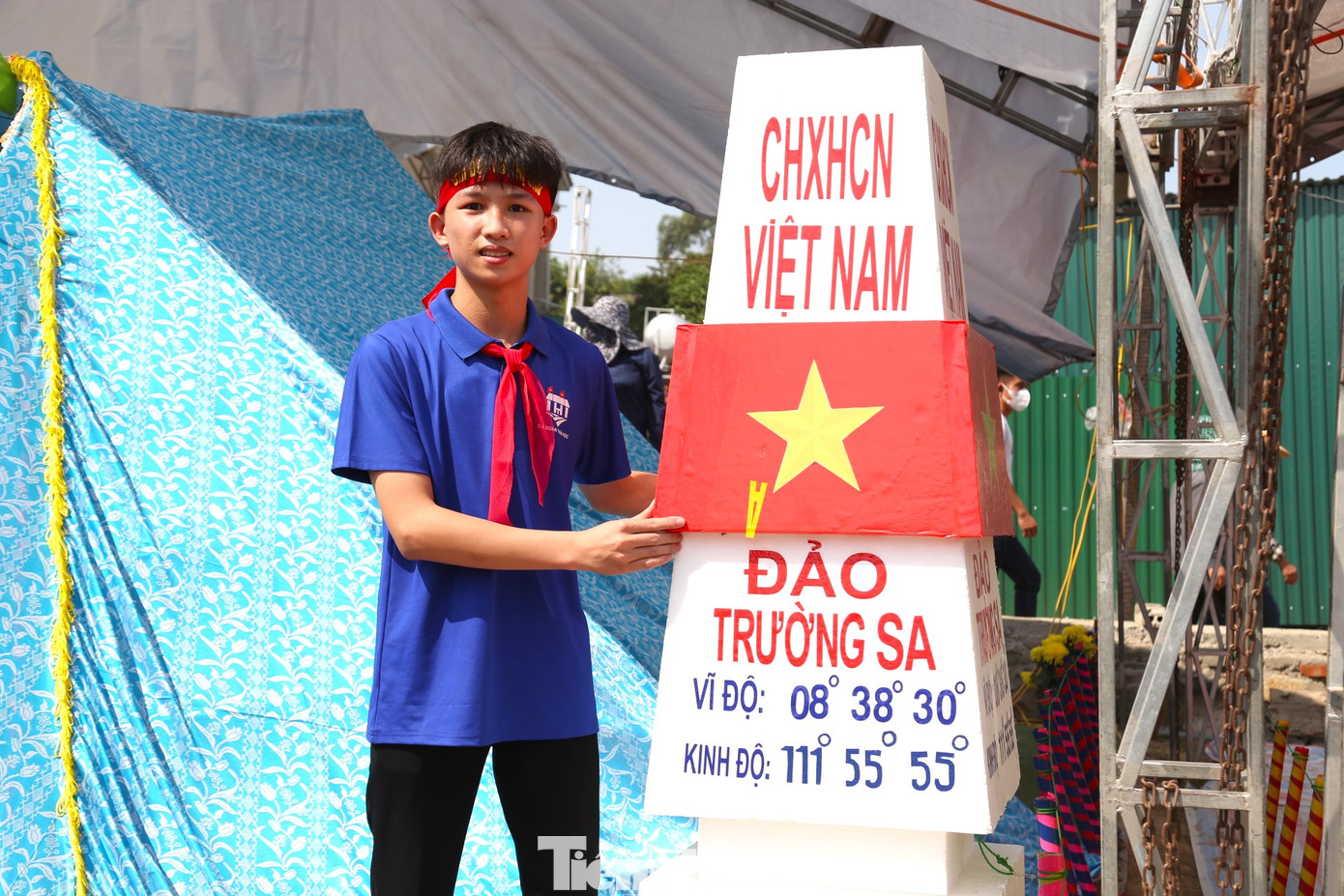 Mô hình quần đảo Hoàng Sa, Trường Sa.