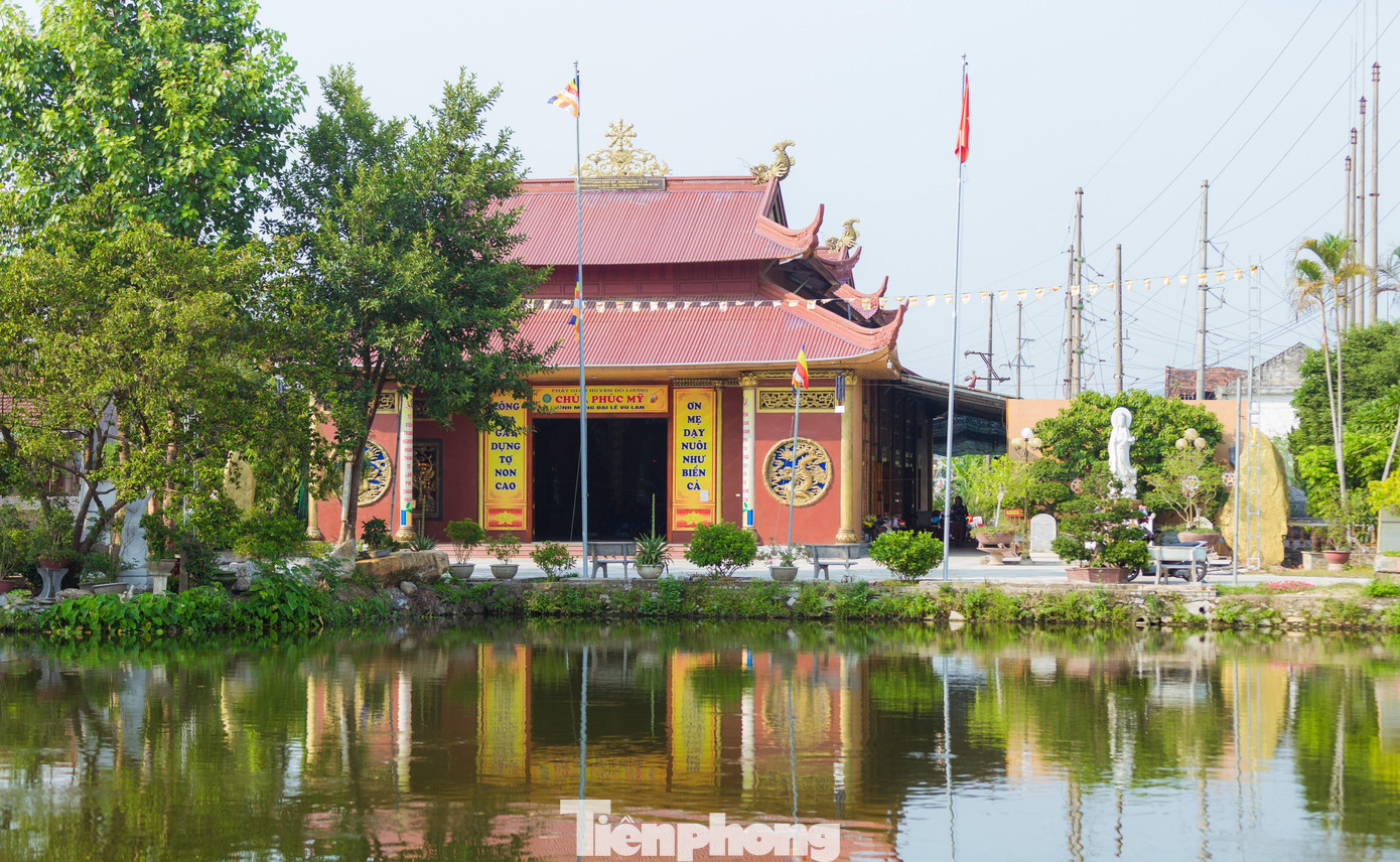 Chùa Phúc Mỹ (xã Yên Sơn, huyện Đô Lương, Nghệ An) được xây dựng năm 1665. Chùa gồm 2 thượng điện và 1 hạ điện. Sau hàng trăm năm tồn tại, chùa đã được trùng tu, tôn tạo nhiều lần.