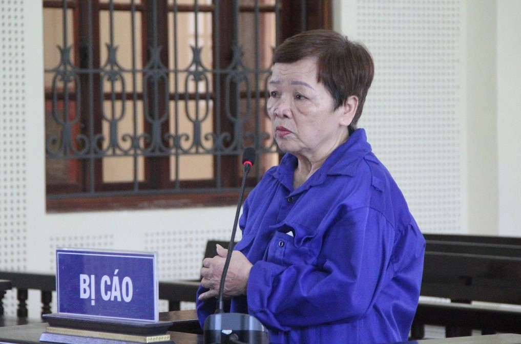 Bị cáo Phan Thị Minh Chính tại tòa